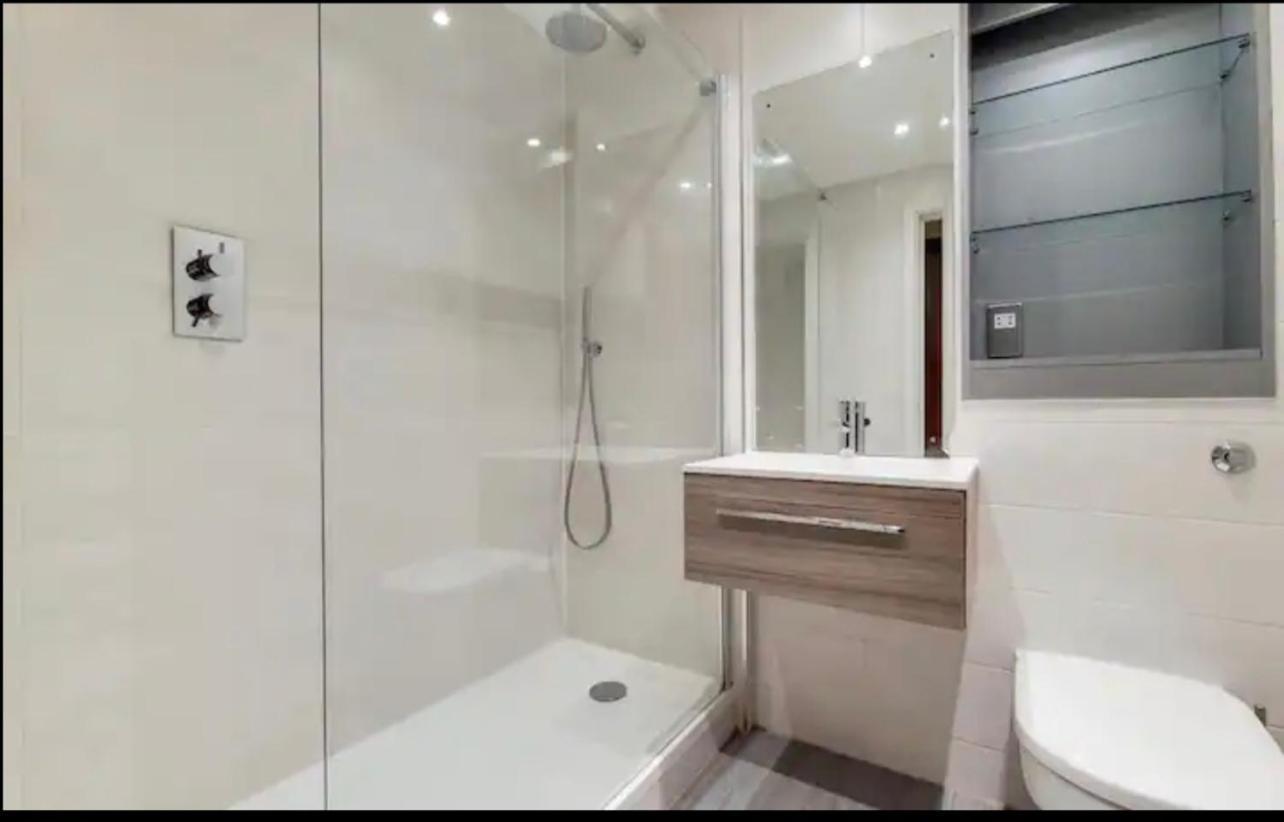 Luxury Apartment Riverside Londres Extérieur photo