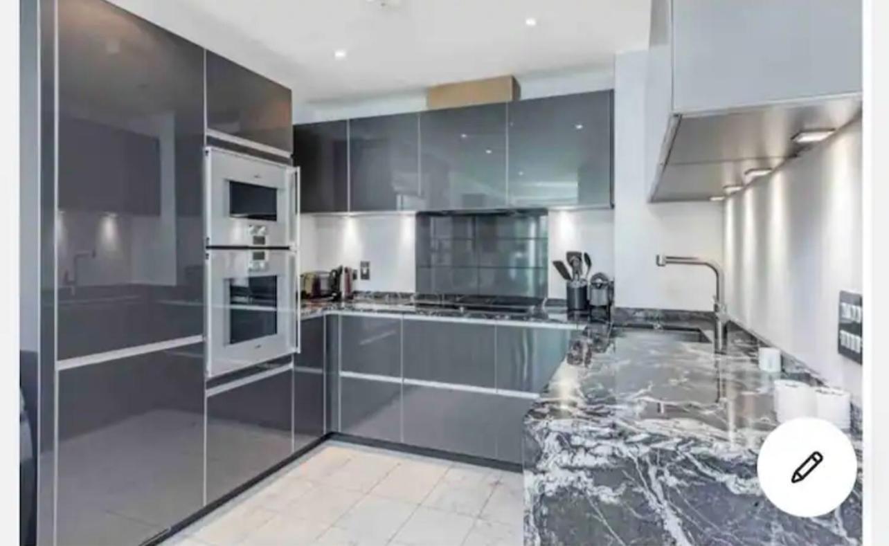 Luxury Apartment Riverside Londres Extérieur photo